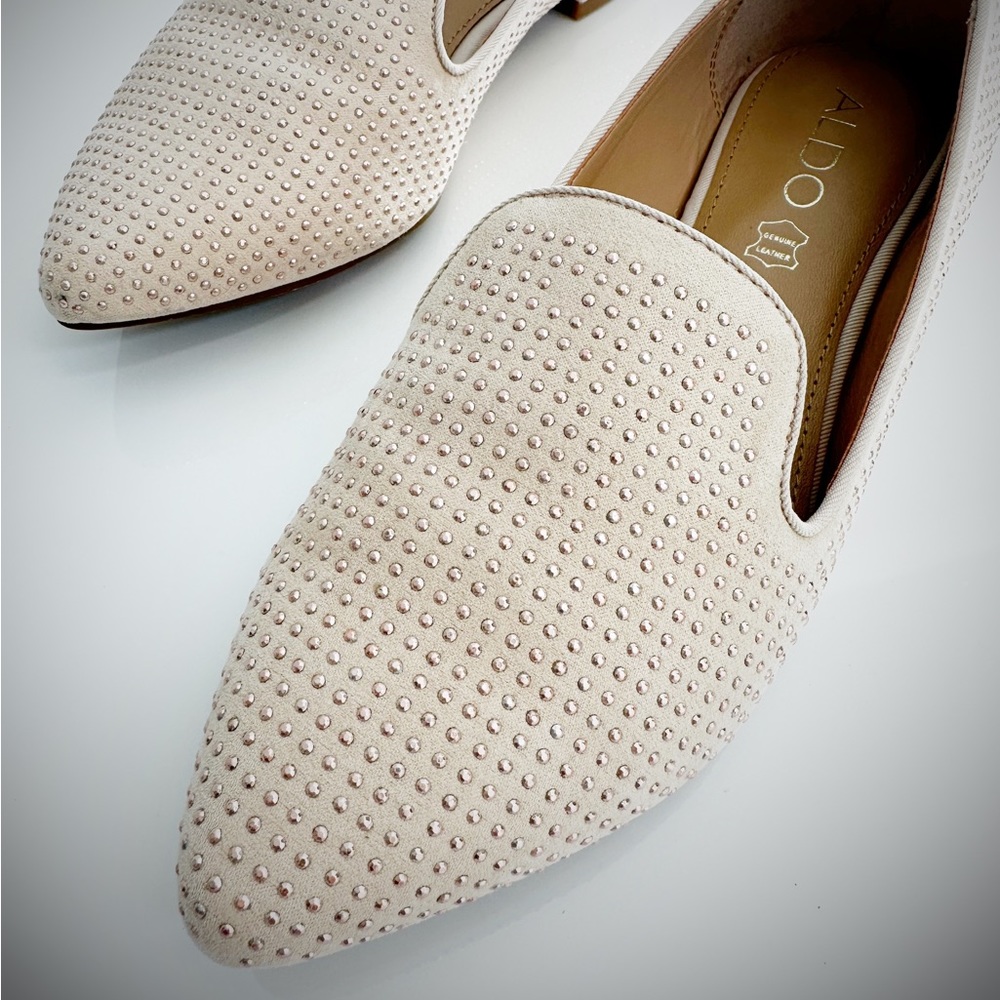 Beautiful like moccasin type.